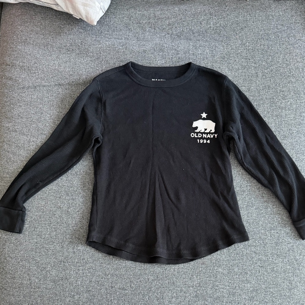 Old Navy Kids black Long Sleeve Tee - Picture 1 of 4